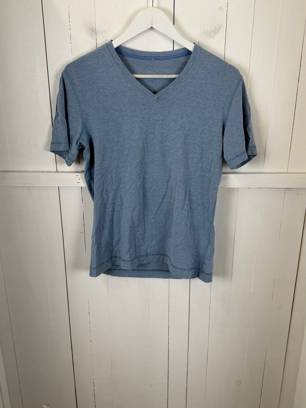 Lululemon Men's Blue Polyester Activewear T-Shirt Size S